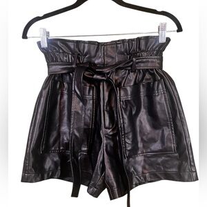 Drop Boutique Black Vegan Leather Paperbag Waist Shorts Size Small chic